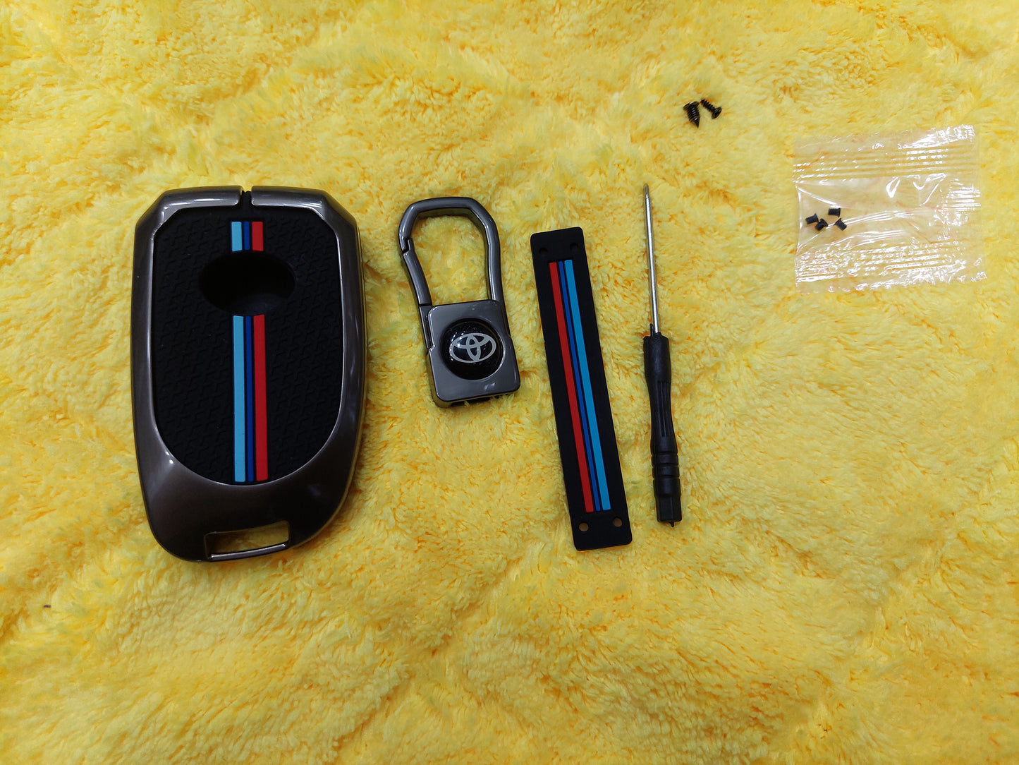 Toyota Yaris 2019-2025 Keyless Metal Key Cover With Keychain