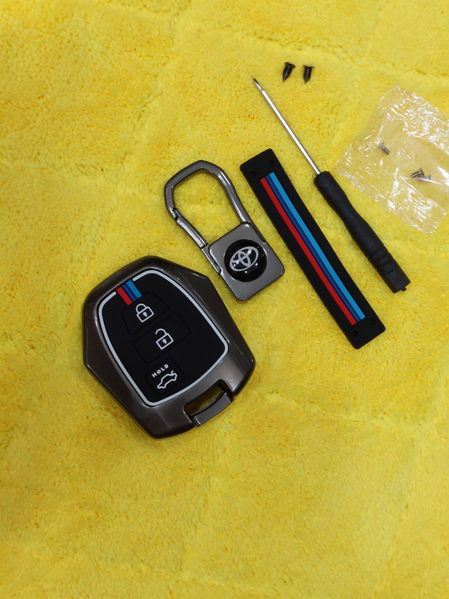 Toyota Yaris 2019-2025 Metallic key Cover witu key chain