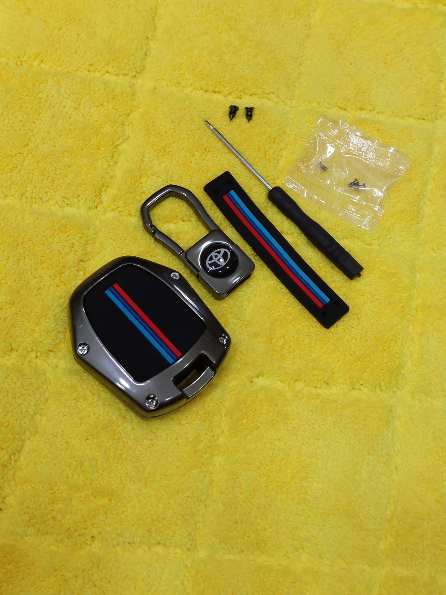 Toyota Yaris 2019-2025 Metallic key Cover witu key chain