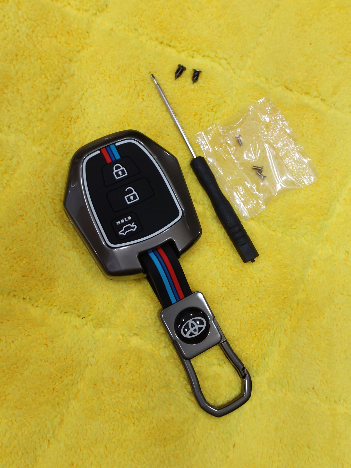 Toyota Yaris 2019-2025 Metallic key Cover witu key chain