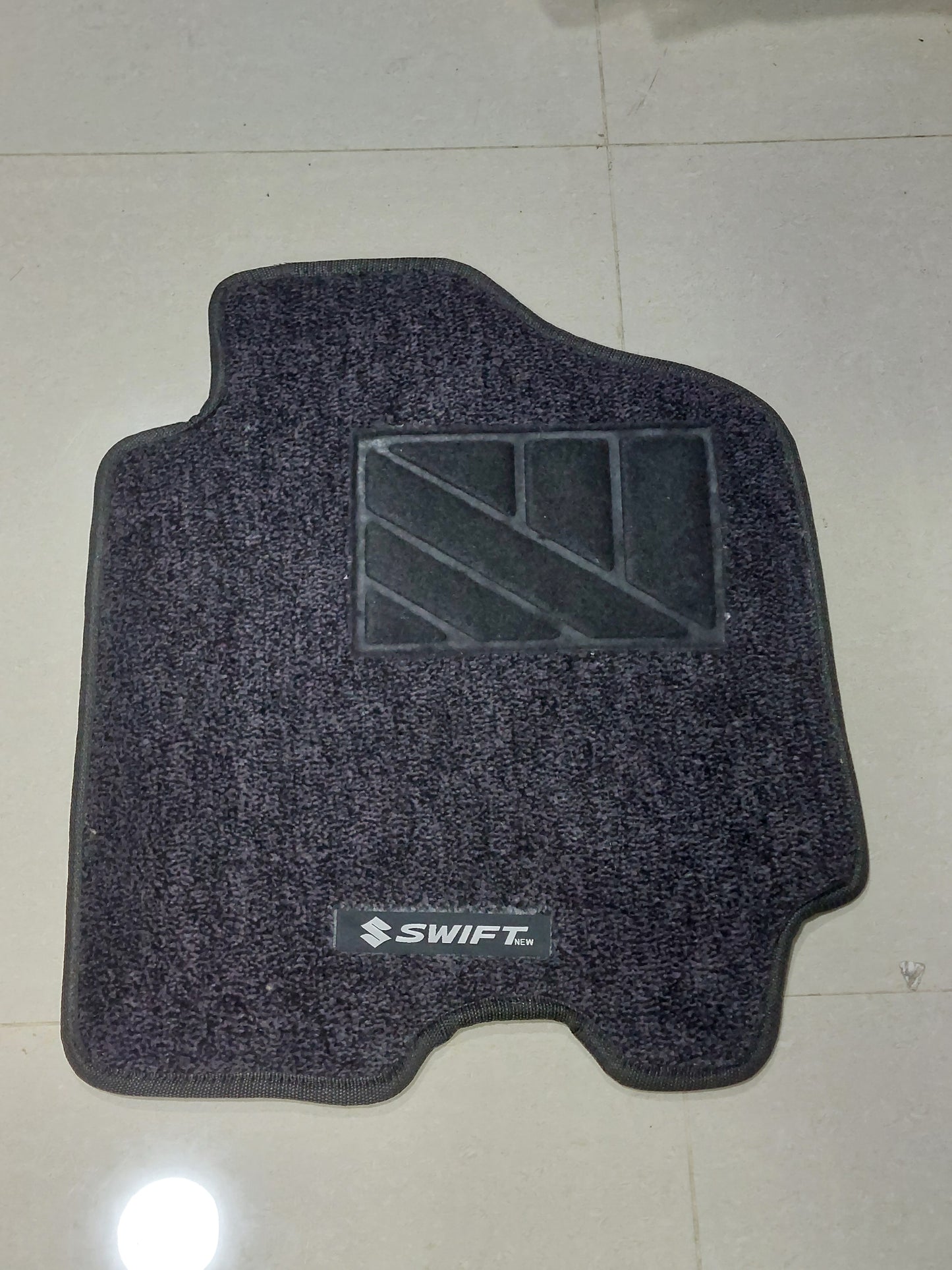 Suzuki Swift 2022-2025 Carpet Mats premium quality