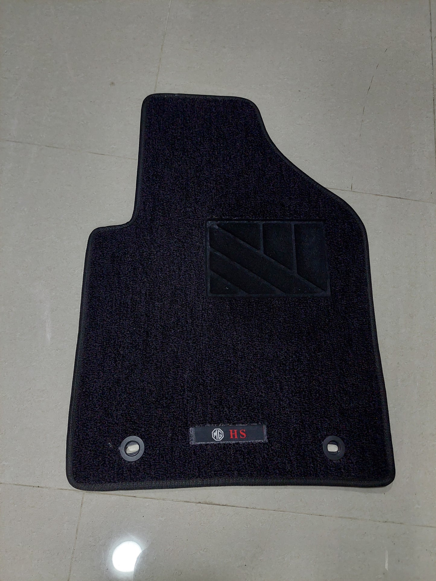 MG HS Carpet Mats
