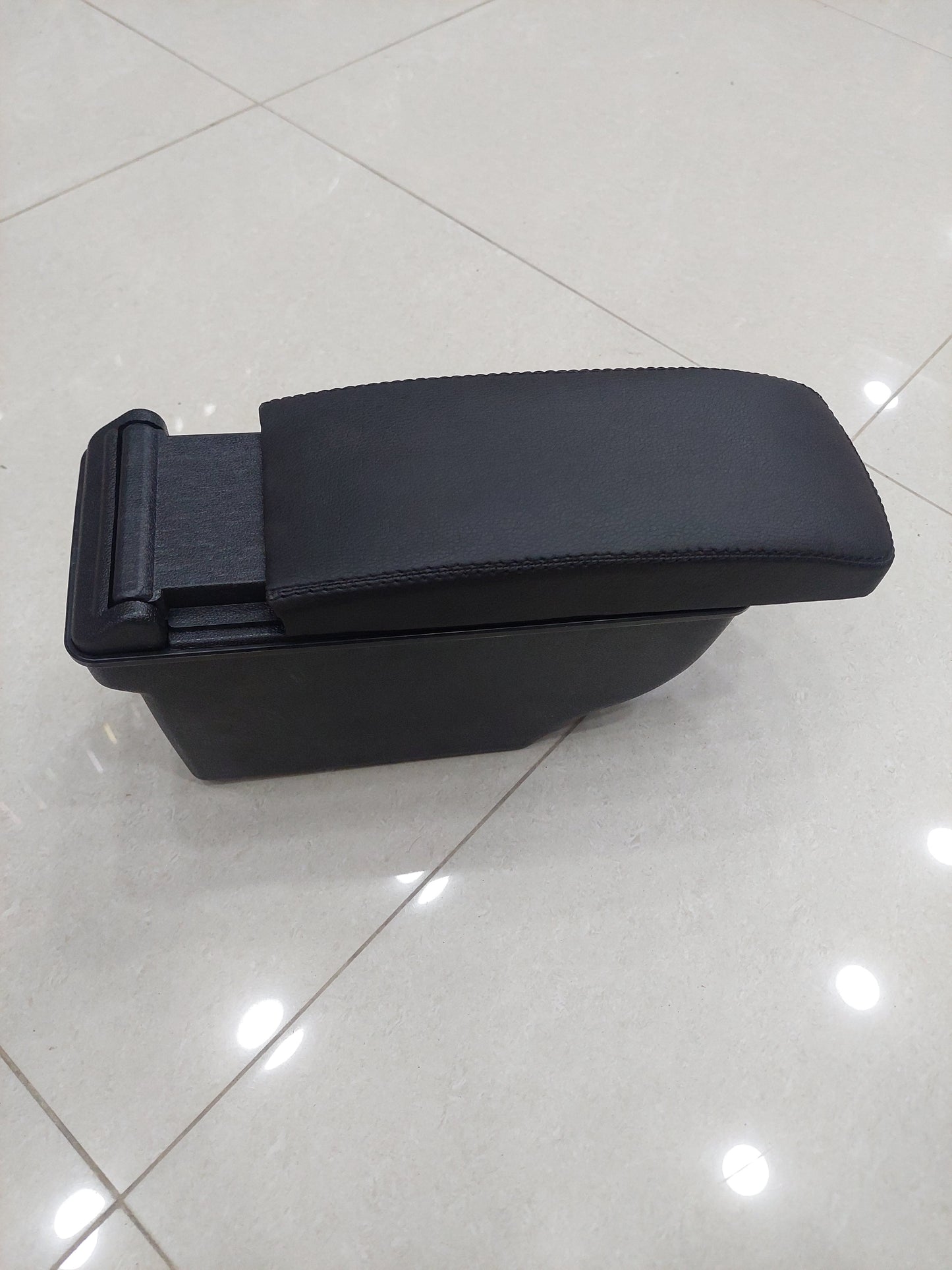 Suzuki Alto New Model Armrest Console Premium Quality (2018-2025) - Premium Leather