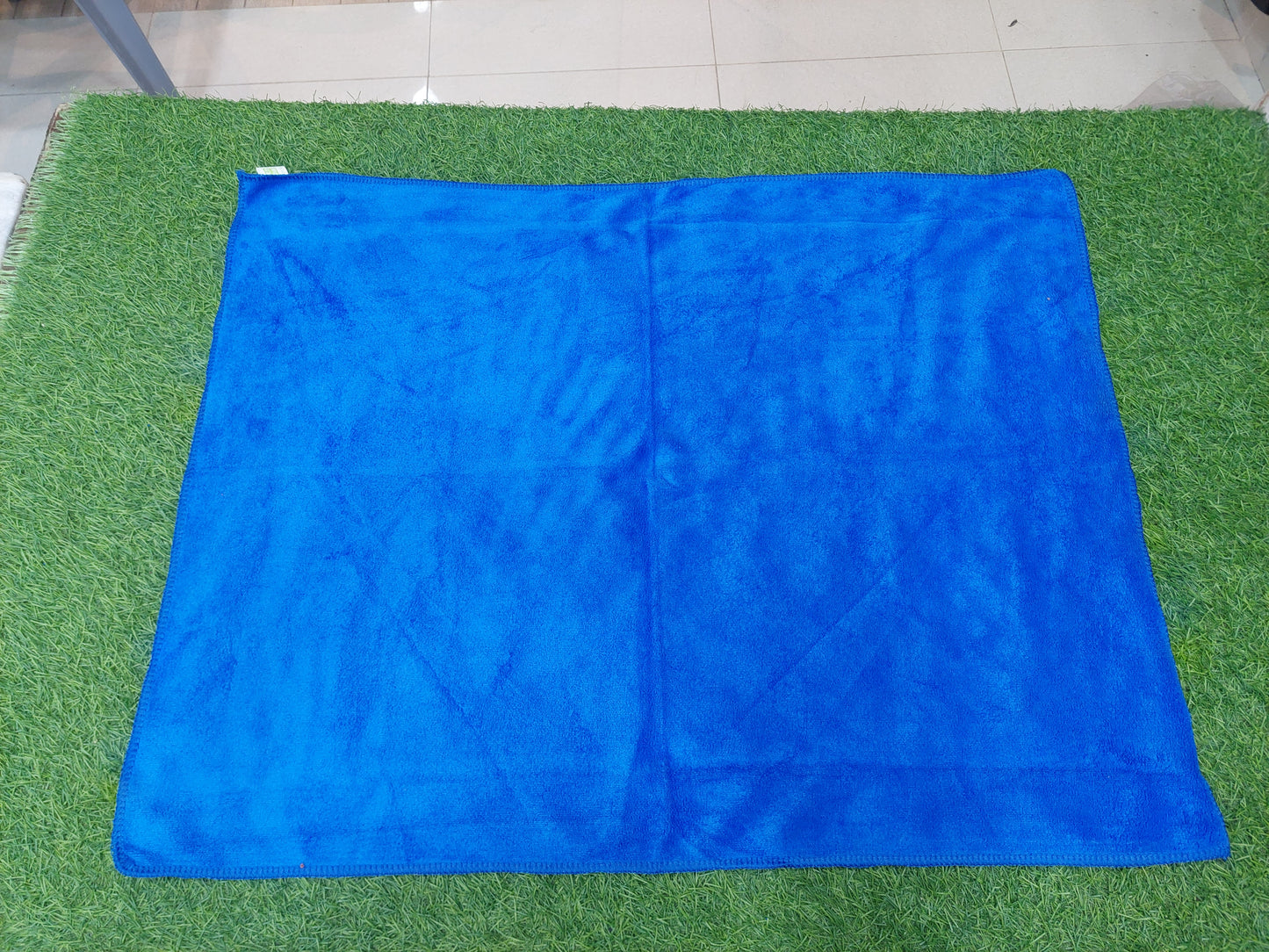 Microfiber Car Dusters – Scratch-Free Cleaning